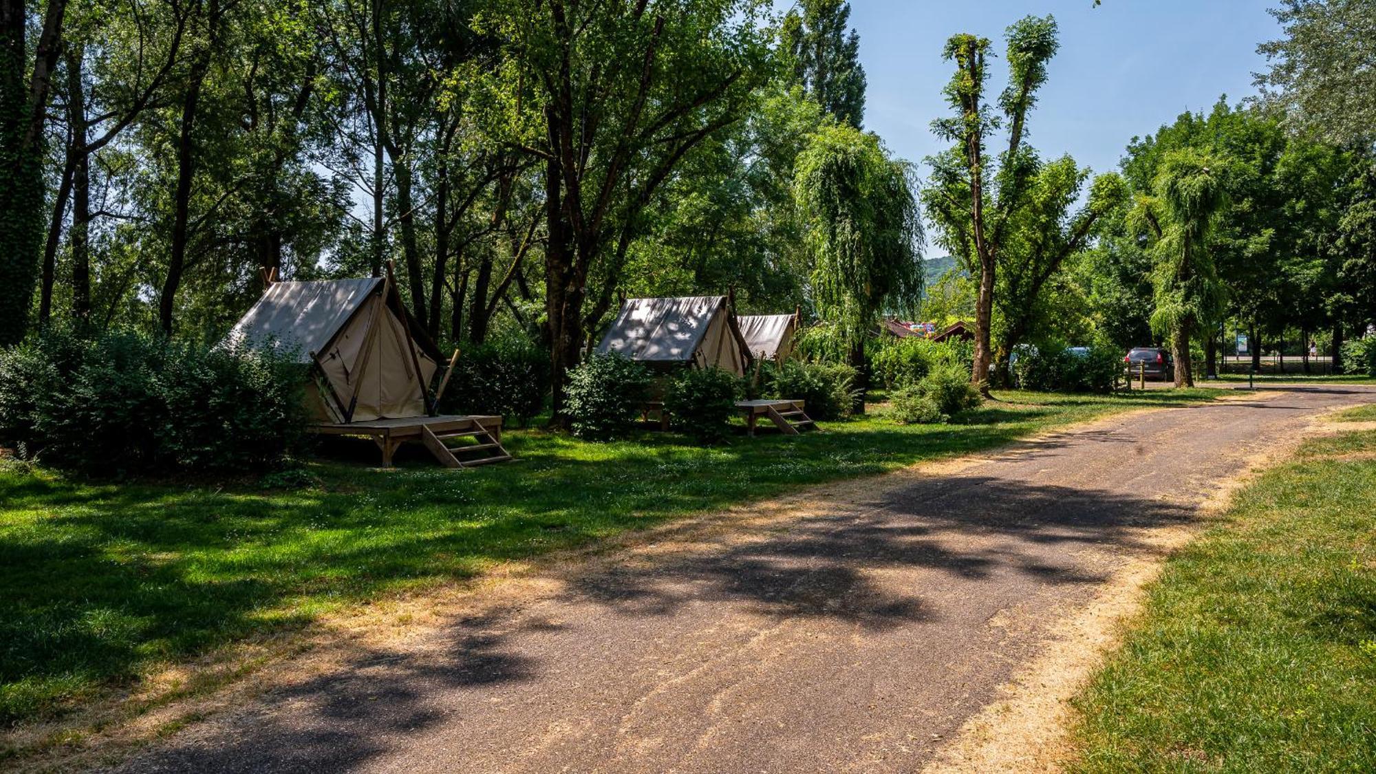 Camping Vesoul Vaivre-et-Montoille Екстер'єр фото