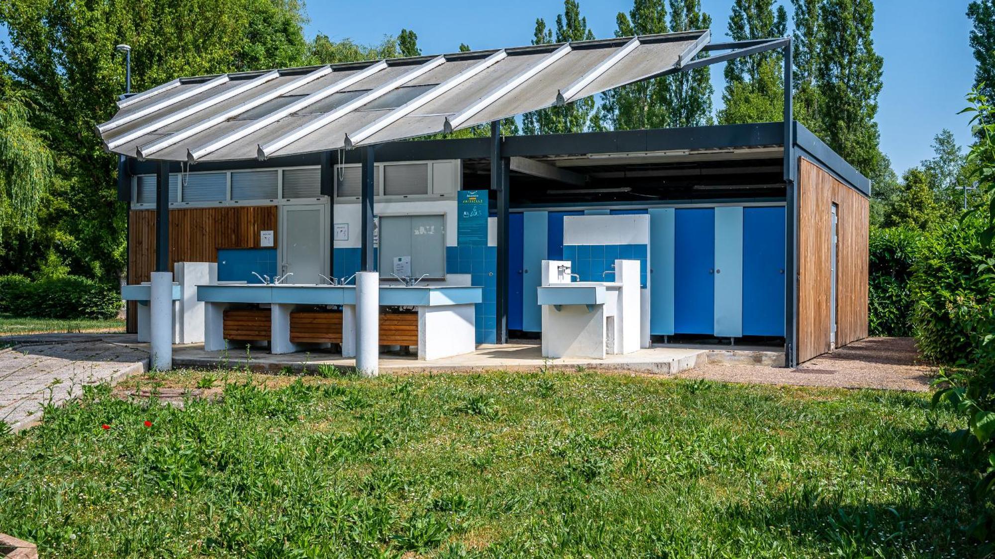 Camping Vesoul Vaivre-et-Montoille Номер фото